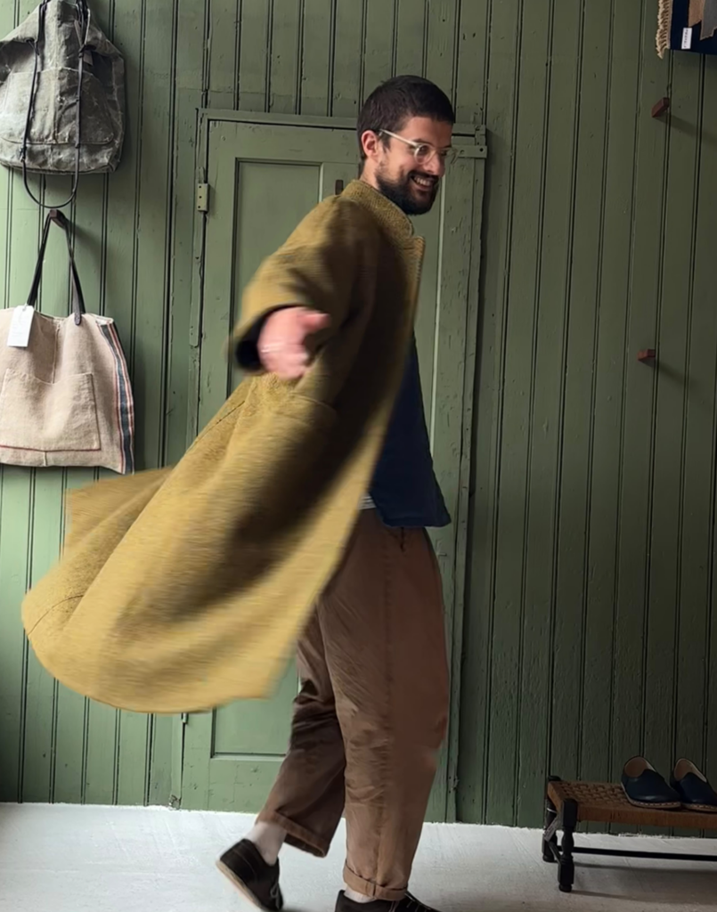 Hansom Overcoat | Mustard Jumbo Donegal Tweed
