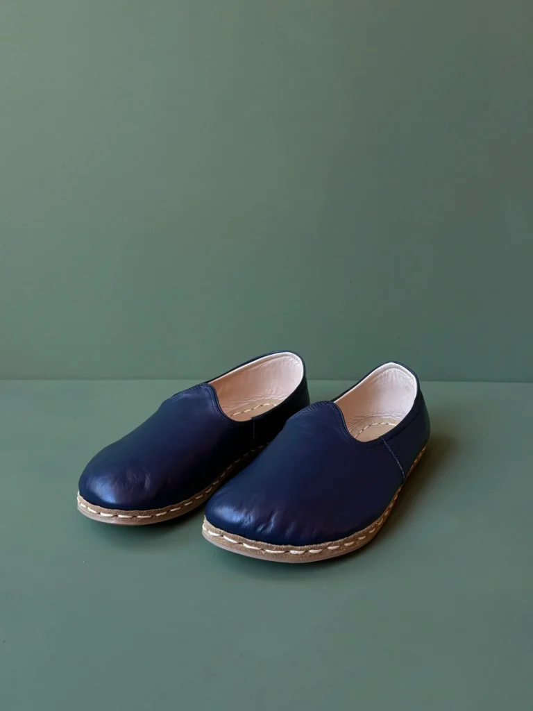 Barefoot Yemeni Shoes | Navy Leather