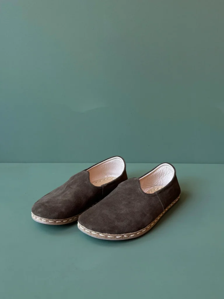 Barefoot Yemeni Shoes | Olive Suede