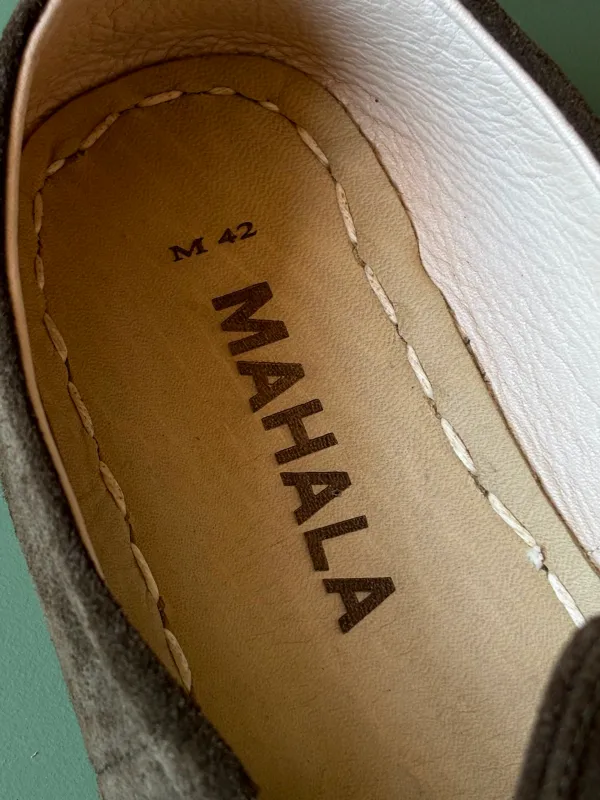 Barefoot Yemeni Shoes | Olive Suede