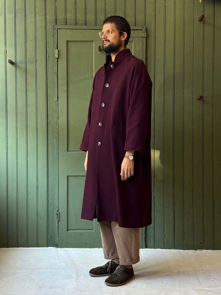 Hansom Overcoat | Wine Wool