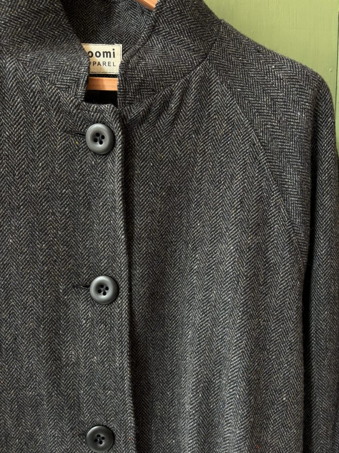 Hansom Overcoat | Charcoal Herringbone Wool - Image 2