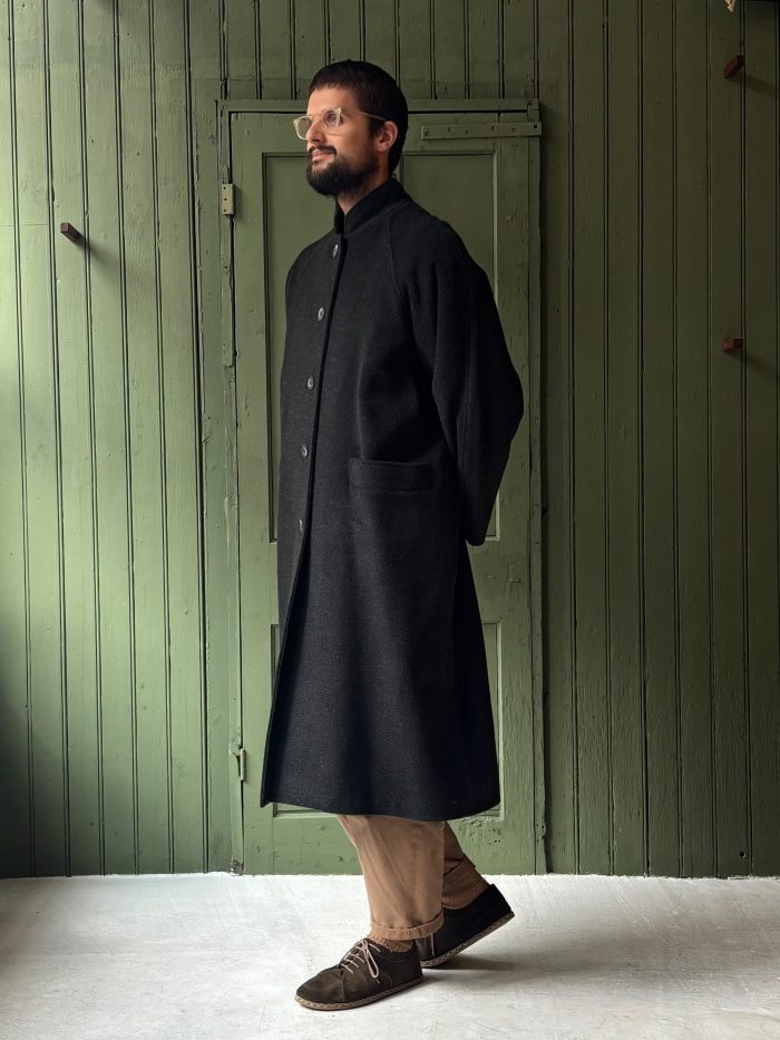 Hansom Overcoat | Dark Grey Wool - Image 1