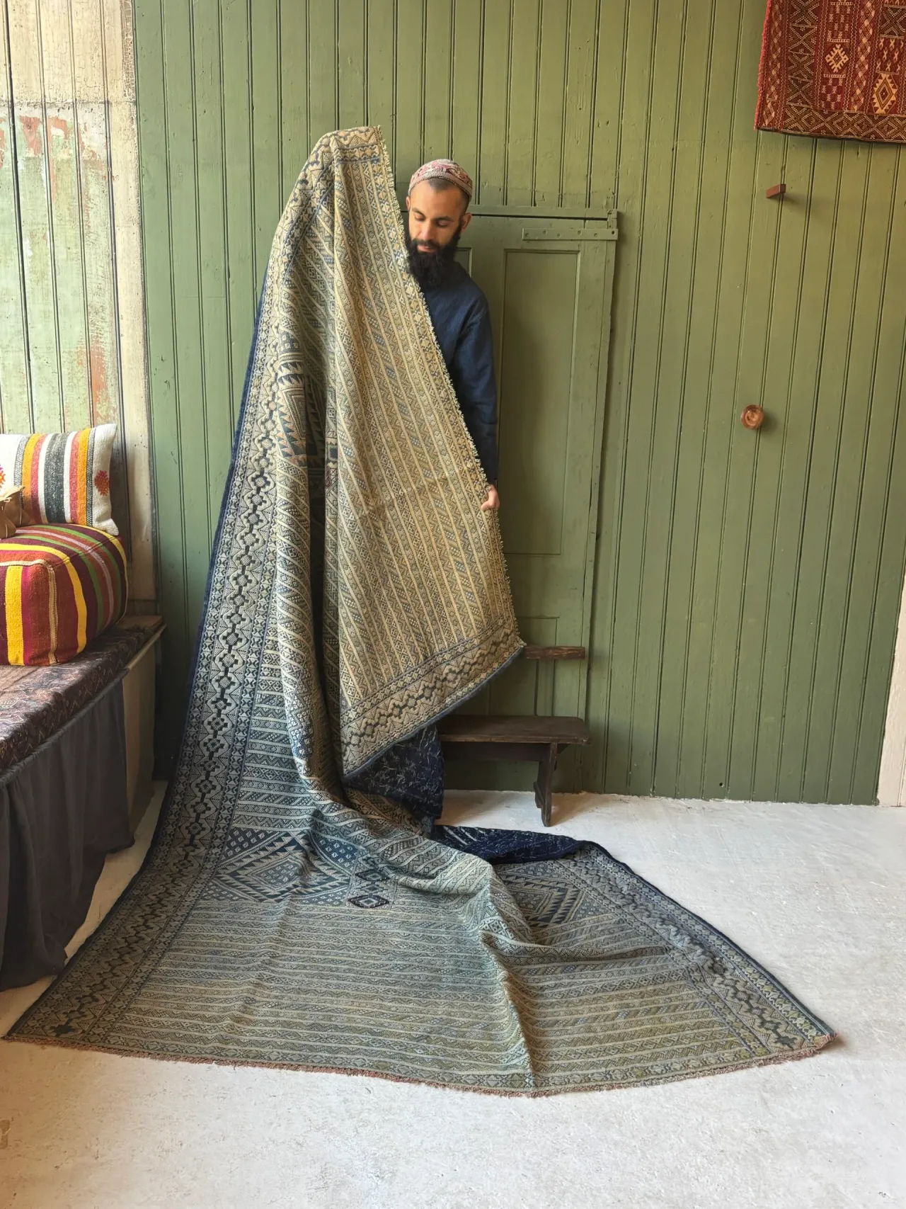 Large Moroccan Kilim Rug - Image 4